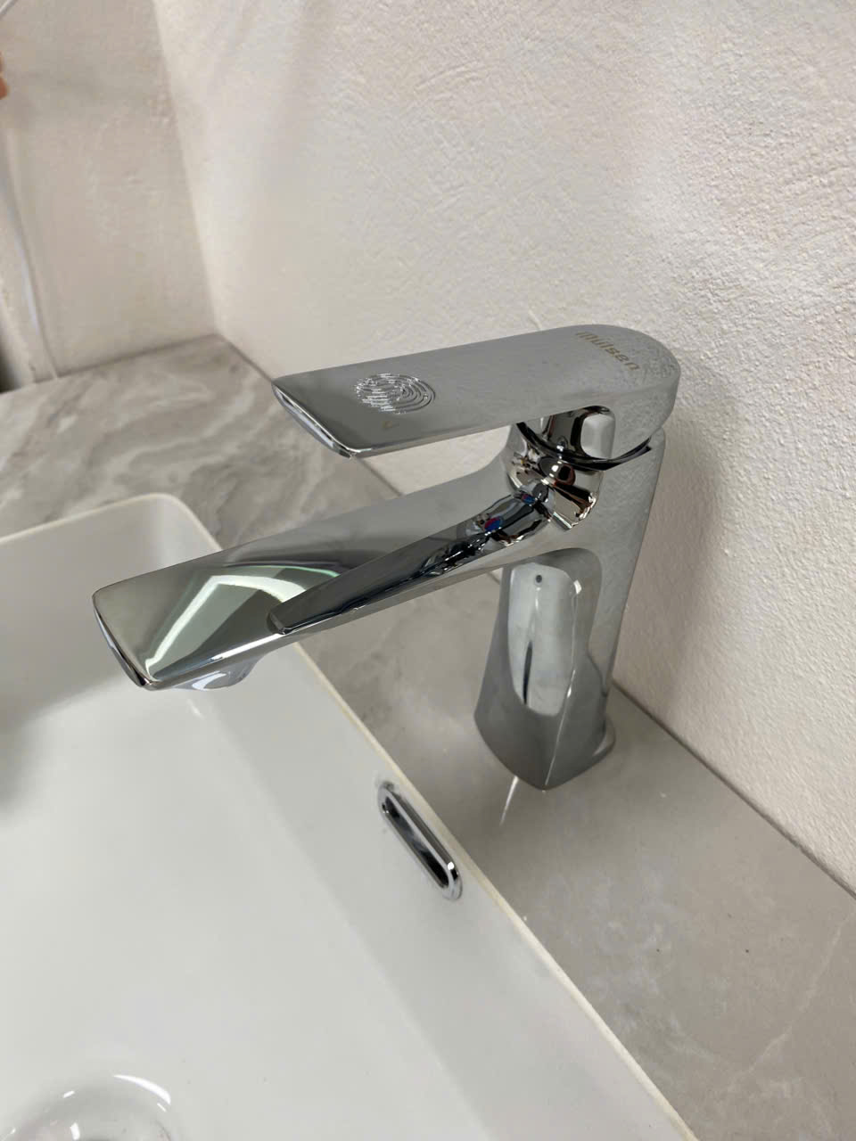 webmau16.com-z5997301301212_0a3b36846fbf462e5fb1578a2825d41e